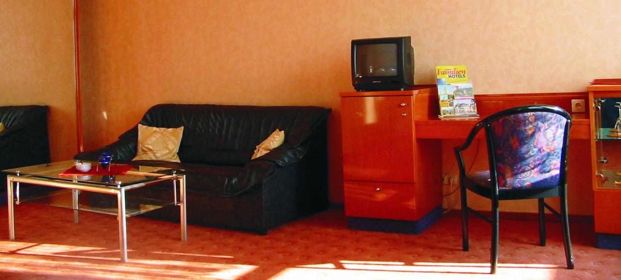 Hotel Weisser Hirsch Schwarzburg Ngoại thất bức ảnh